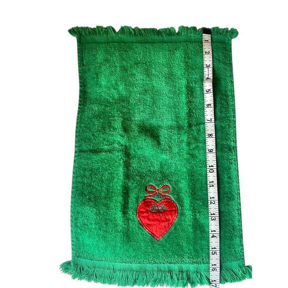 Cannon & St. Nicholaus Christmas Hand Towels With Embroidered Heart & Tree Desig - Picture 7 of 16